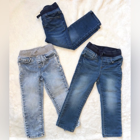 Toddler Jean bundle - Picture 3 of 9